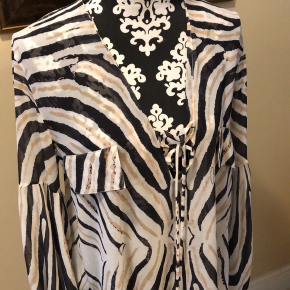 ✨Ramona LaRue Chiffon Balloon sleeve sheer cross tied abstract print overblouse - Picture 2 of 12